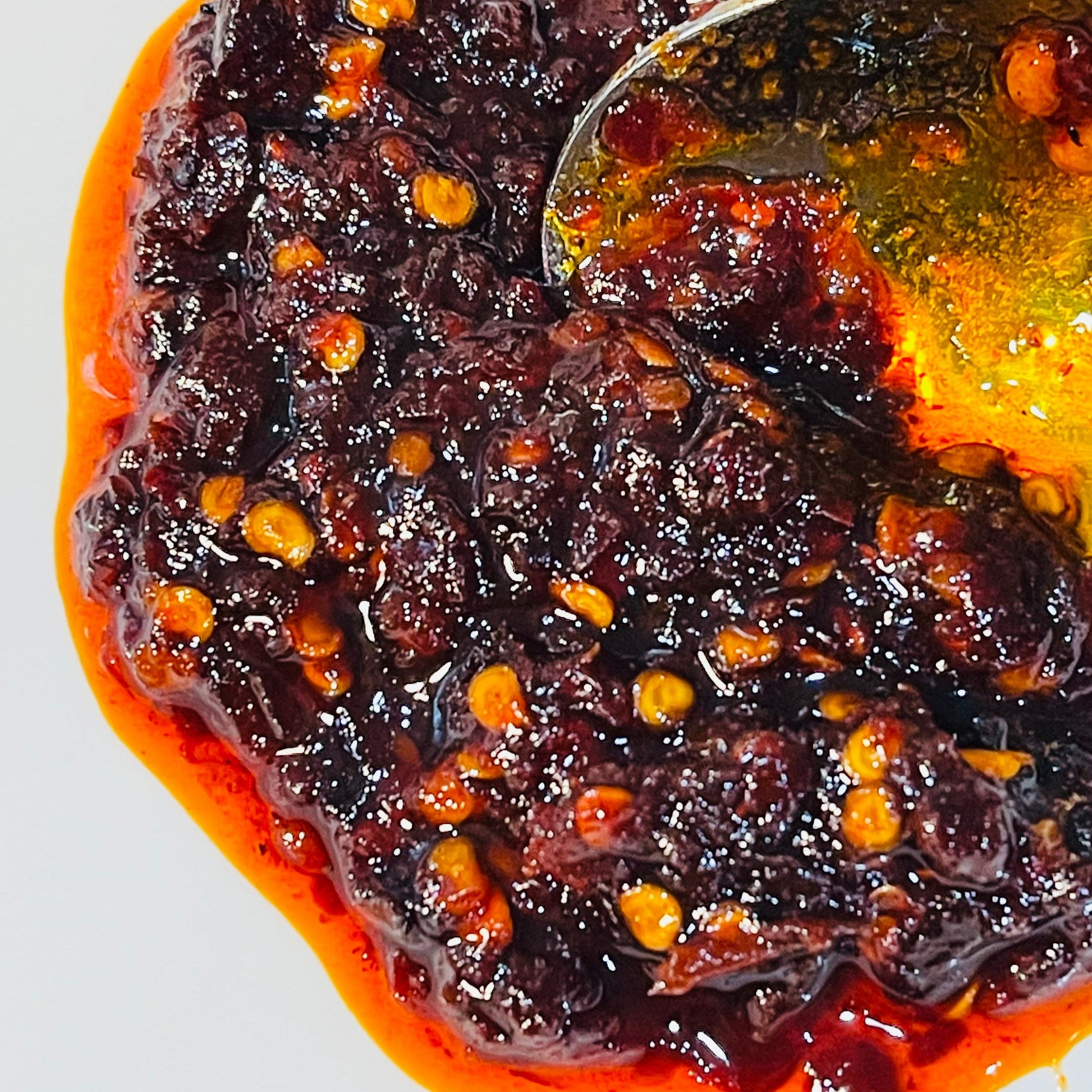 THOMS CHILI HOTSOS A vey spicy dipping chili sauce!