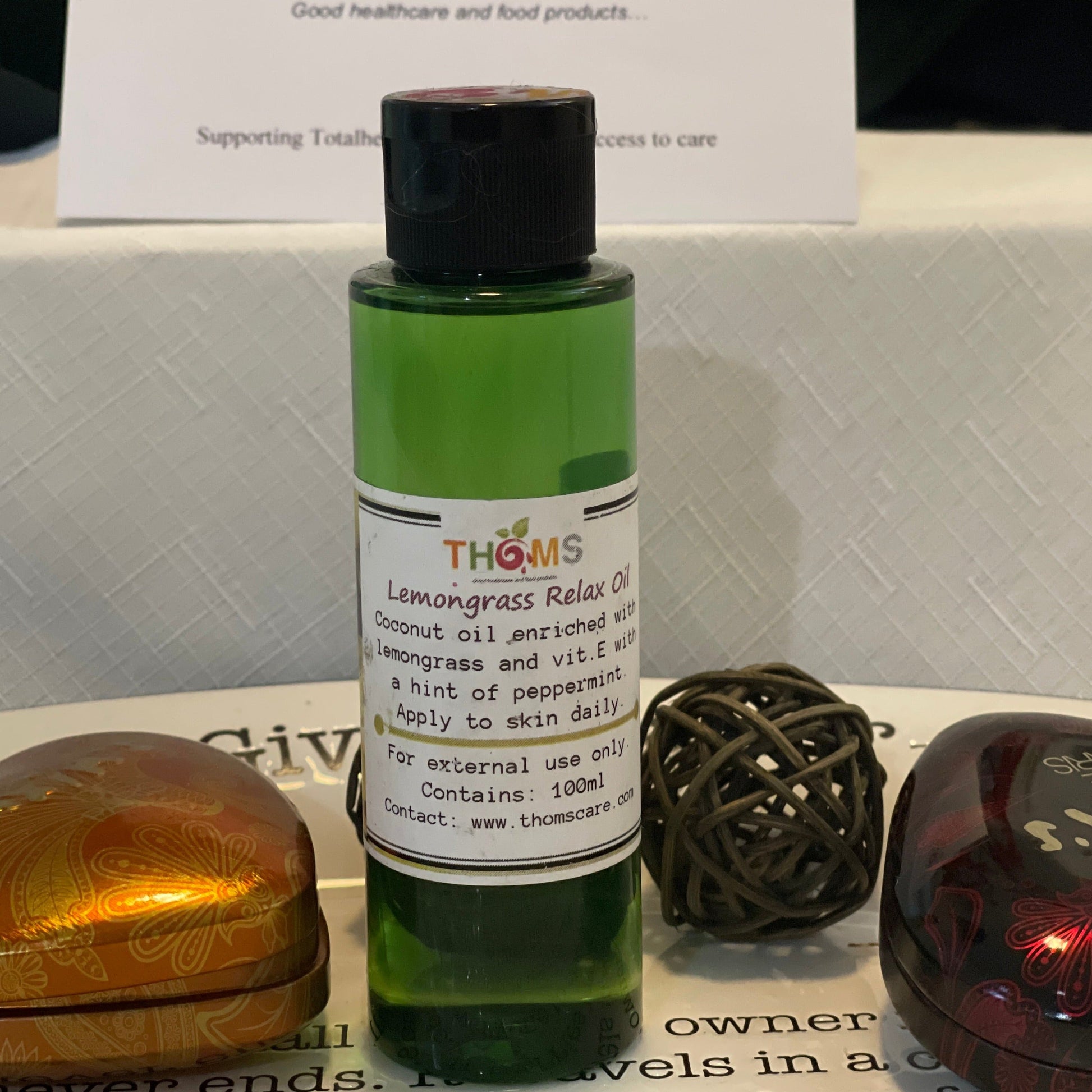 THOMS RELAX OIL A full Body lemongrass body oil